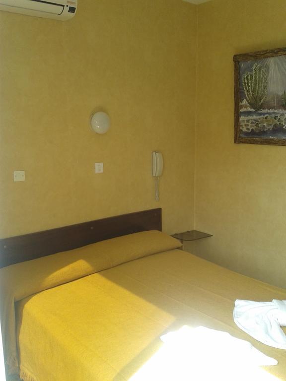 Hotel Mirasol Necochea Kamer foto